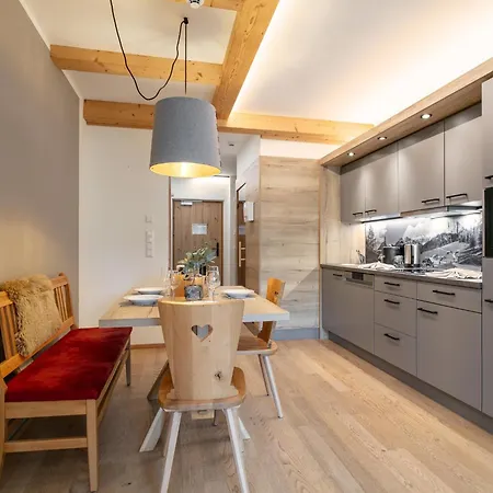 Apart33 2-5 Apartment *