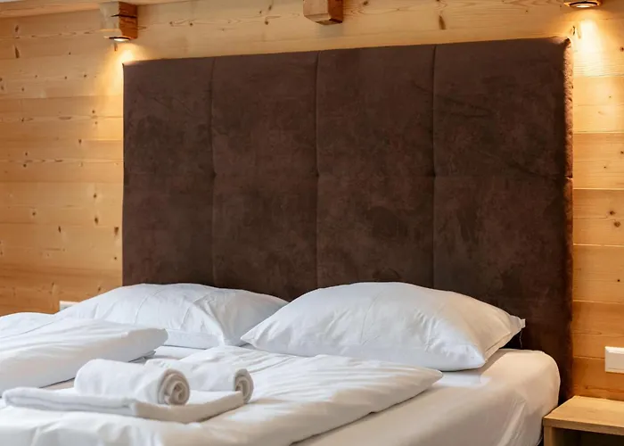 Apart33 2-5 アパート *